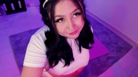 Snapshot of lenasweetx chatting on 05.12.26 Lenna Kang online show from 05.12.26