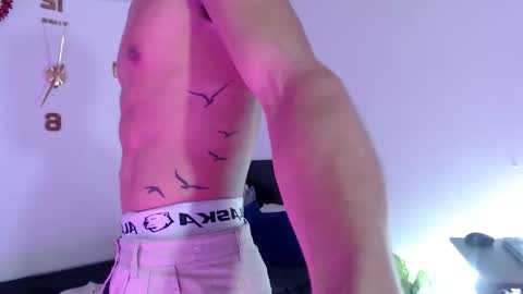 LENSEU online show from 12.18.25