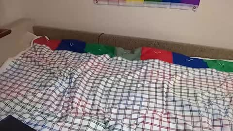 leo_cutie online show from 12.22.25