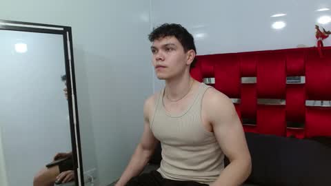 Snapshot of leo_morris chatting on 01.07.25 leo_morris online show from 01.07.25