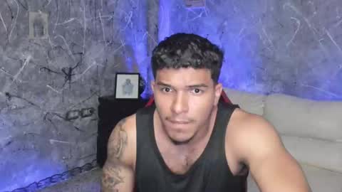 Leo independent model online show from 09.23.25