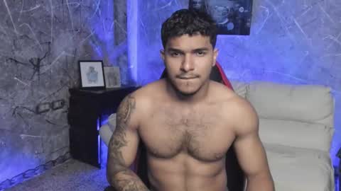 Leo independent model online show from 10.17.25