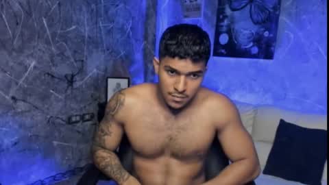 Leo independent model online show from 02.01.26