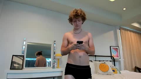 leo_wildd online show from 10.19.25