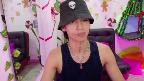 Snapshot of leoadamss chatting on 12.26.24 Leo online show from 12.26.24