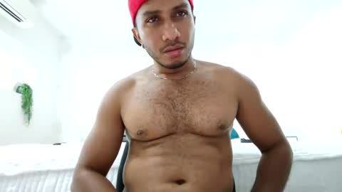 leolenry online show from 10.25.25