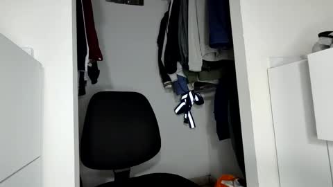 leolenry online show from 11.02.25