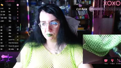 Snapshot of leona_harrison chatting on 10.09.25 Leona Harrison online show from 10.09.25