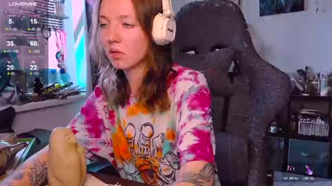 Snapshot of leona_nick chatting on 07.14.26 leona online show from 07.14.26