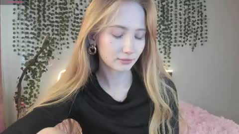 Leona online show from 05.14.26
