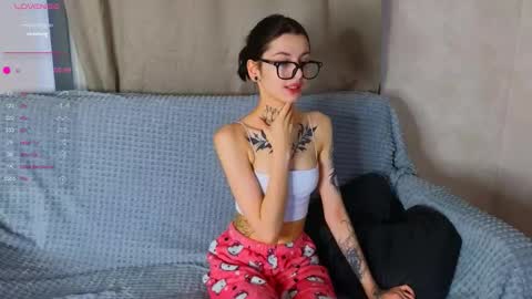 Donna online show from 11.28.25