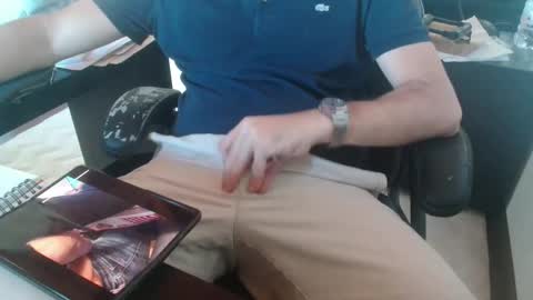 Snapshot of leone44 chatting on 05.26.26 angel e sonia online show from 05.26.26