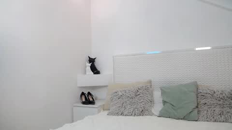 Leone Noir online show from 01.17.26