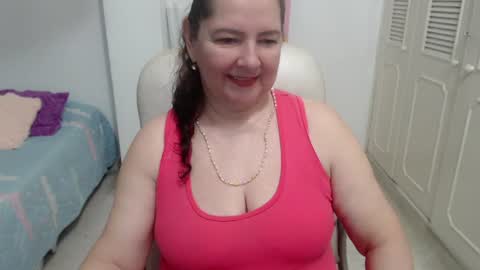 Snapshot of leonela_69 chatting on 07.14.26 leonela online show from 07.14.26