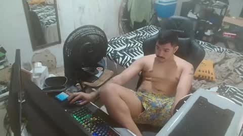 Snapshot of leonino231 chatting on 05.13.26 leonino231 online show from 05.13.26