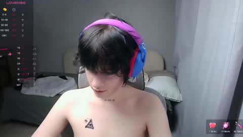 leonkissboy online show from 02.13.26