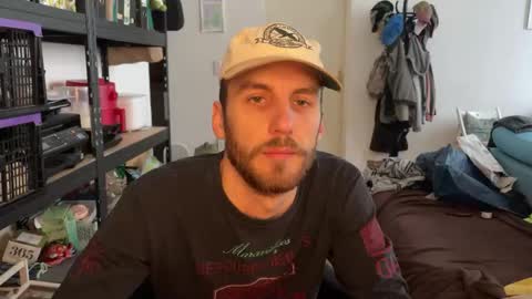 Leon online show from 11.20.25