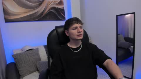 Snapshot of leoo_miller chatting on 02.10.26 Leo online show from 02.10.26