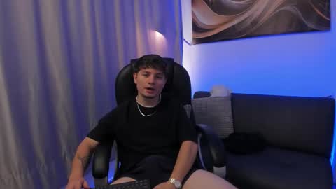 Snapshot of leoo_miller chatting on 02.20.26 Leo online show from 02.20.26