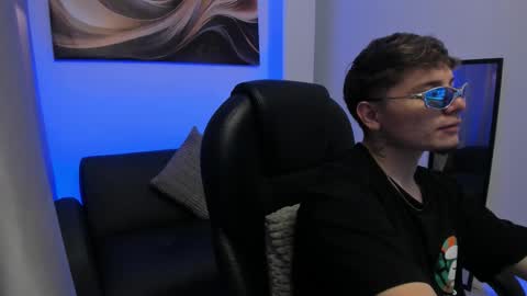 Snapshot of leoo_miller chatting on 03.03.26 Leo online show from 03.03.26