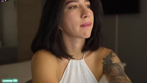 Leora online show from 12.02.24