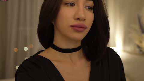 Leora online show from 03.09.25