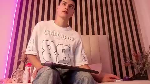leotease online show from 06.14.26