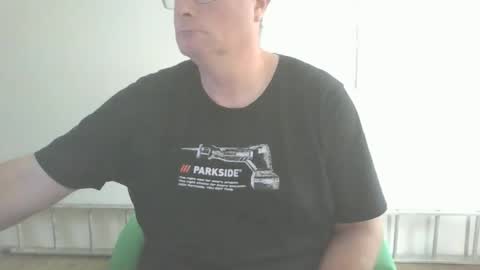 homquisgode online show from 11.18.25