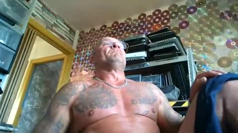 Snapshot of lesek0352 chatting on 06.28.26 lesek0352 online show from 06.28.26