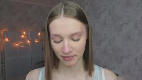 Snapshot of lesigrace chatting on 05.16.26 Sanem online show from 05.16.26