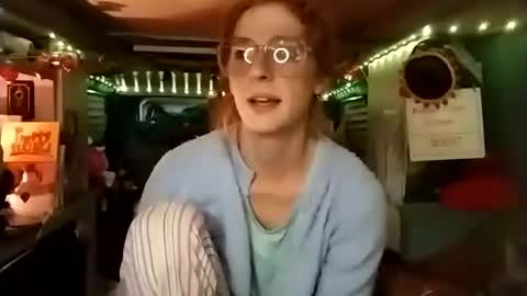 LesleyGumGrass- The Boring Trans girl online show from 11.21.25