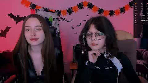 leslie_bird online show from 10.23.25