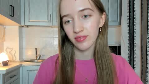  LESLIE   online show from 11.11.25