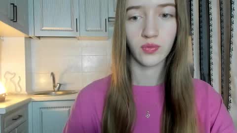  LESLIE   online show from 11.21.25