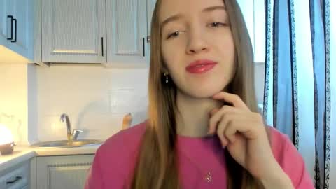  LESLIE   online show from 12.14.25