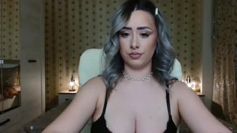 Snapshot of leslie_secret chatting on 02.25.25 leslie_secret online show from 02.25.25