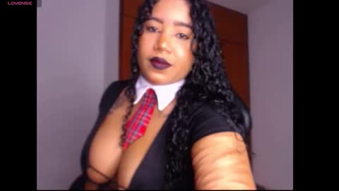 Snapshot of leslycarsson chatting on 01.16.26 lesly online show from 01.16.26