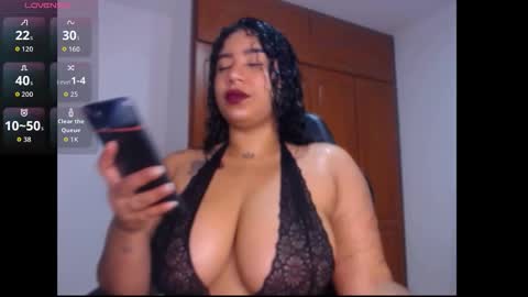 Snapshot of leslycarsson chatting on 01.18.26 lesly online show from 01.18.26