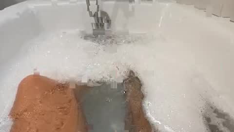 lespampinos online show from 01.24.25