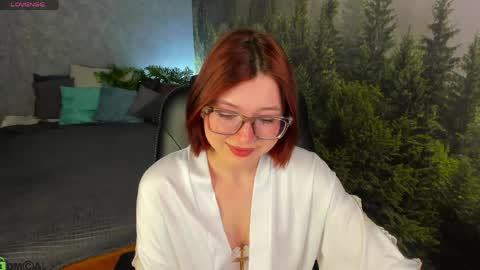 Snapshot of lessi_grace chatting on 05.03.26 Lessi online show from 05.03.26