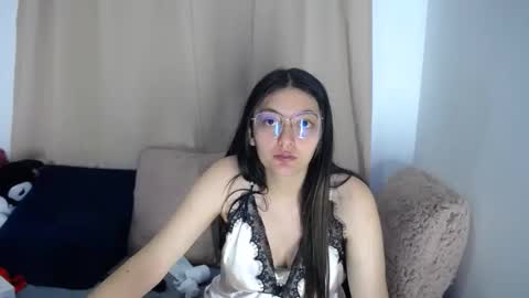 lessliee online show from 03.20.26