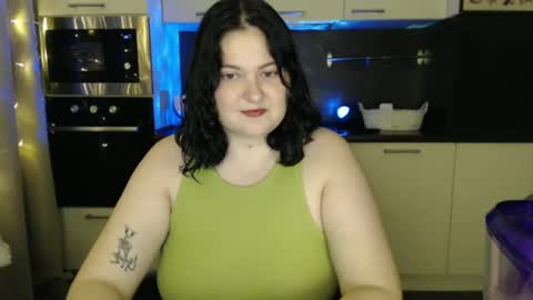 Snapshot of lesssi_ chatting on 01.31.25 Alison online show from 01.31.25