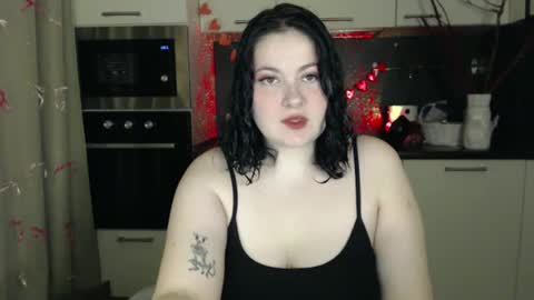 Snapshot of lesssi_ chatting on 02.12.25 Alison online show from 02.12.25