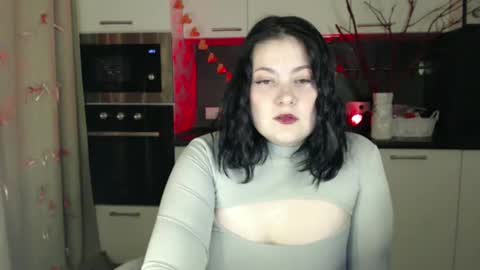 Snapshot of lesssi_ chatting on 02.13.25 Alison online show from 02.13.25