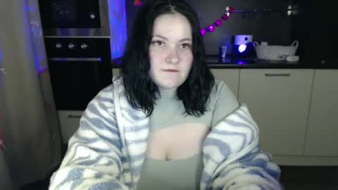 Snapshot of lesssi_ chatting on 02.22.25 Alison online show from 02.22.25