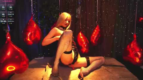 Snapshot of lessyluiz chatting on 02.16.26 Hi my name is Lessy I am 18 years old. Im new here but I really like making new acquaintances online show from 02.16.26