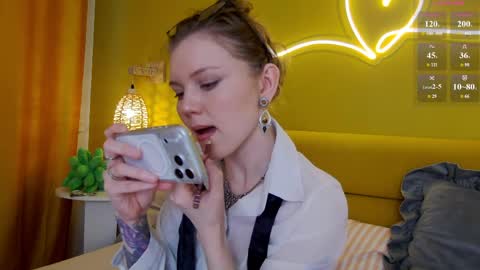 Lessy online show from 04.10.26