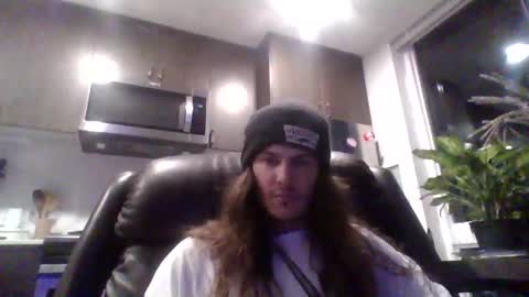 Snapshot of letsdoit206 chatting on 12.23.25 letsdoit206 online show from 12.23.25