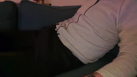 Snapshot of leukurrt chatting on 02.04.26 leukurrt online show from 02.04.26