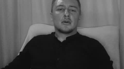 Snapshot of lev1ngston chatting on 06.16.26 lev1ngston online show from 06.16.26